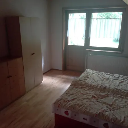 Semesterbostad Na Samote *